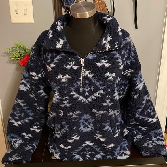 Old Navy Tops - Sherpa 1/4 zip